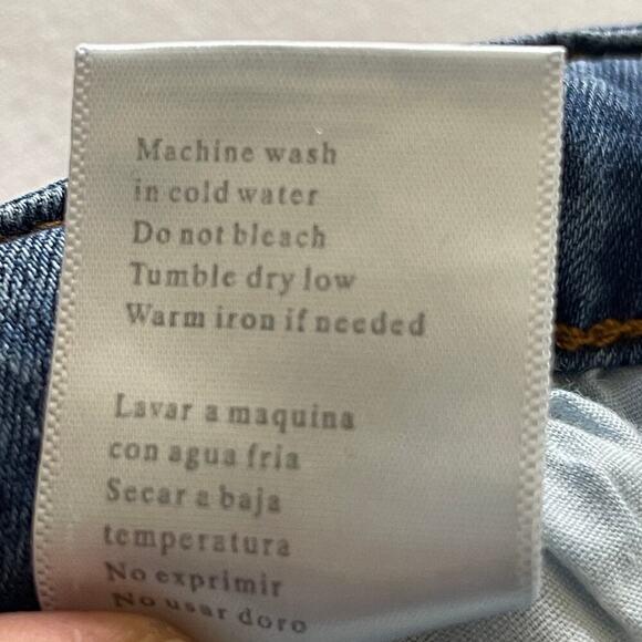 Rancan Distressed Cuffed Hem Medium Wash denim shorts Size11 Women’s - Picture 5 of 5